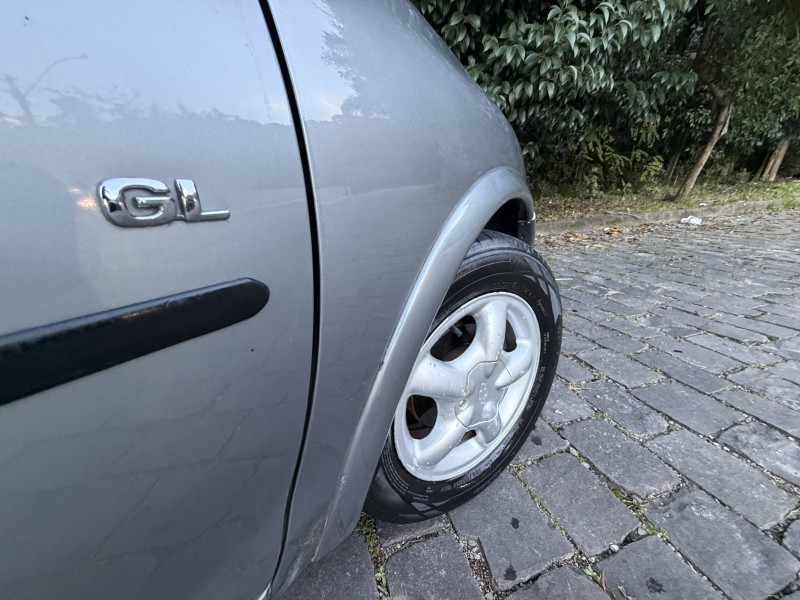 CORSA 1.6 MPFI GL SEDAN 8V GASOLINA 4P MANUAL - 1997 - CAXIAS DO SUL