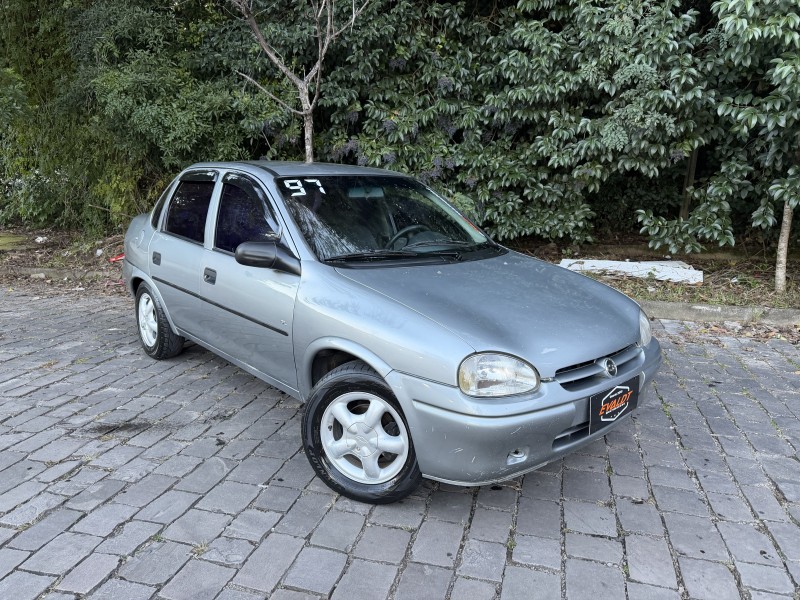 CORSA 1.6 MPFI GL SEDAN 8V GASOLINA 4P MANUAL - 1997 - CAXIAS DO SUL