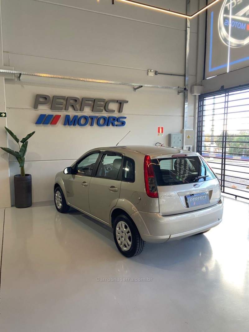 FIESTA 1.6 MPI 8V GASOLINA 4P MANUAL - 2012 - BENTO GONçALVES