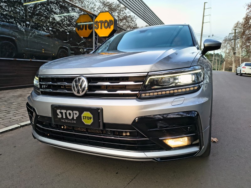TIGUAN 2.0 ALLSPACE R-LINE 350 TSI 4X4 GASOLINA 4P - 2021 - DOIS IRMãOS