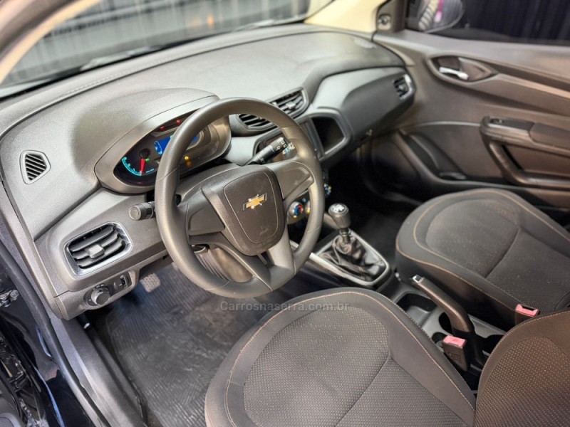ONIX 1.4 MPFI LT 8V FLEX 4P MANUAL - 2014 - CAXIAS DO SUL