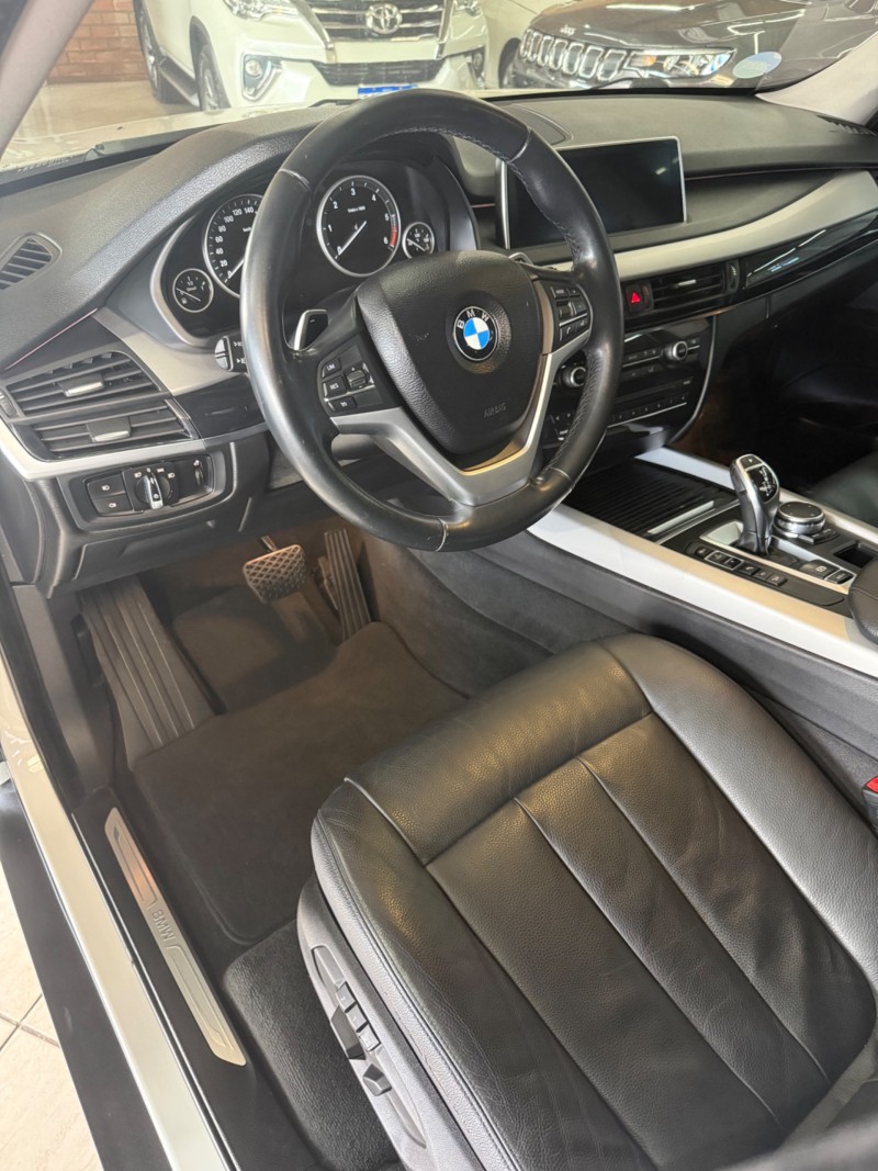X5 3.0 4X4 30D I6 TURBO DIESEL 4P AUTOMÁTICO - 2015 - FARROUPILHA