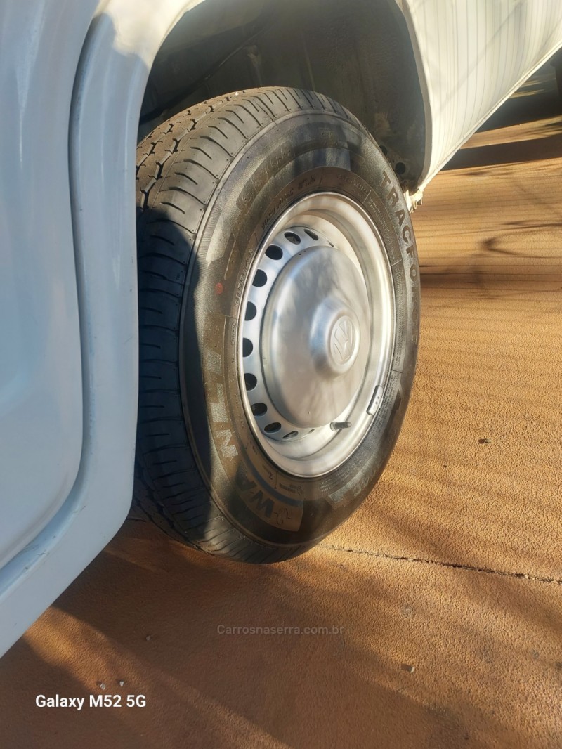KOMBI 1.4 MI FURGÃO 8V FLEX 3P MANUAL - 2014 - SãO PEDRO DA SERRA