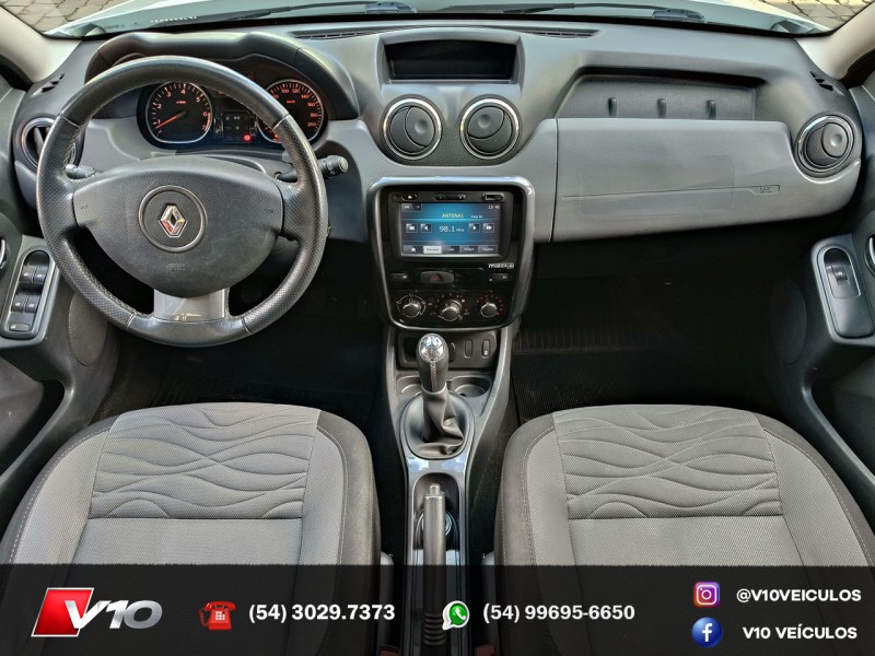 DUSTER 1.6 DYNAMIQUE 4X2 16V FLEX 4P MANUAL - 2015 - CAXIAS DO SUL