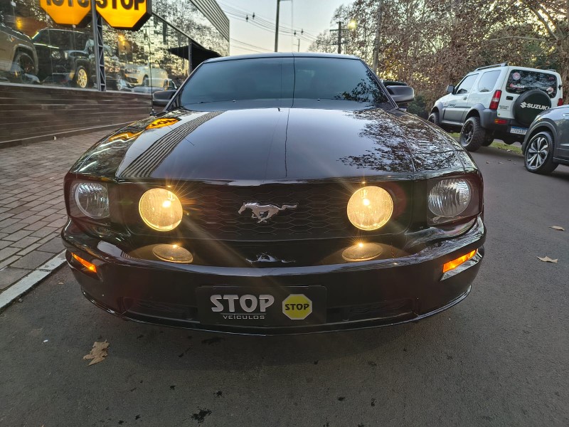 MUSTANG 4.6 GT COUPÉ V8 24V GASOLINA 2P MANUAL - 2007 - DOIS IRMãOS