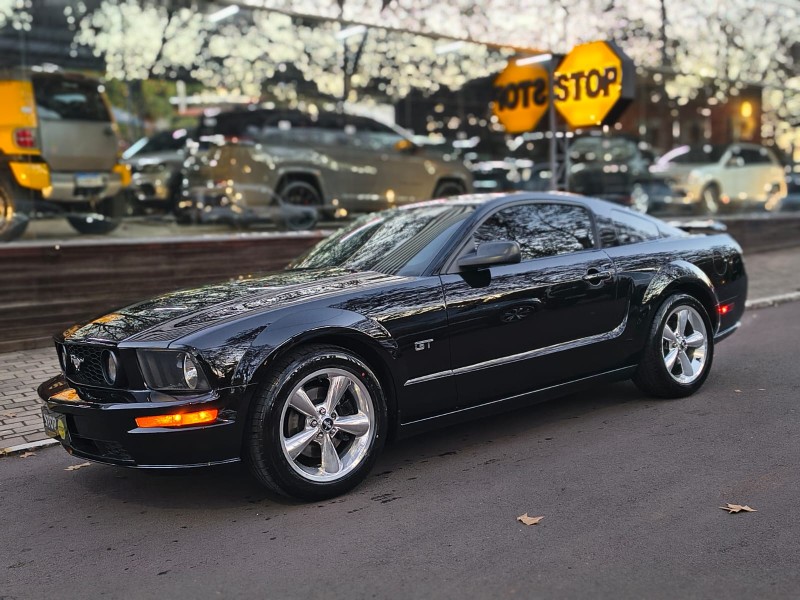 MUSTANG 4.6 GT COUPÉ V8 24V GASOLINA 2P MANUAL - 2007 - DOIS IRMãOS