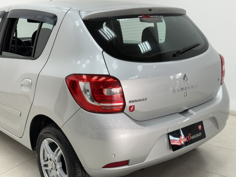 SANDERO 1.6 EXPRESSION 8V FLEX 4P MANUAL - 2015 - SANTA CRUZ DO SUL