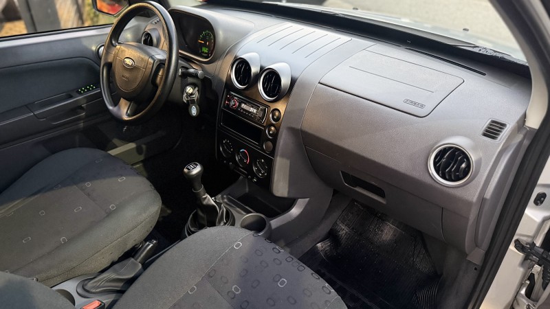 ECOSPORT 1.6 XLT 8V FLEX 4P MANUAL - 2004 - NOVA PETRóPOLIS