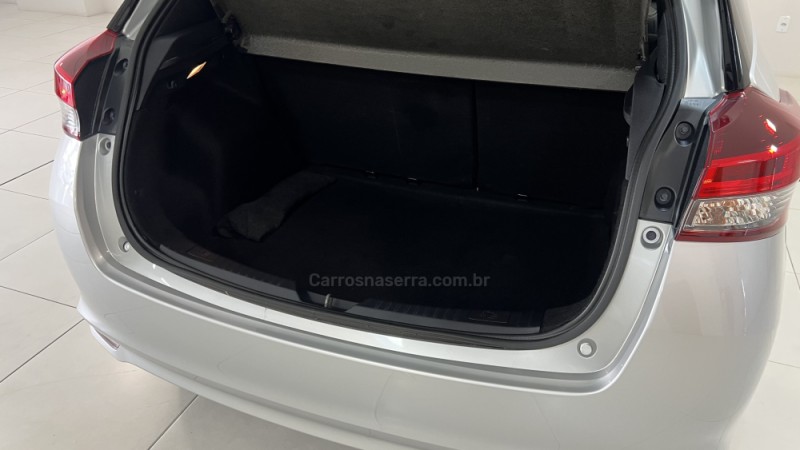 YARIS 1.5 XLS CONNECT 16V FLEX 4P AUTOMÁTICO - 2019 - BENTO GONçALVES