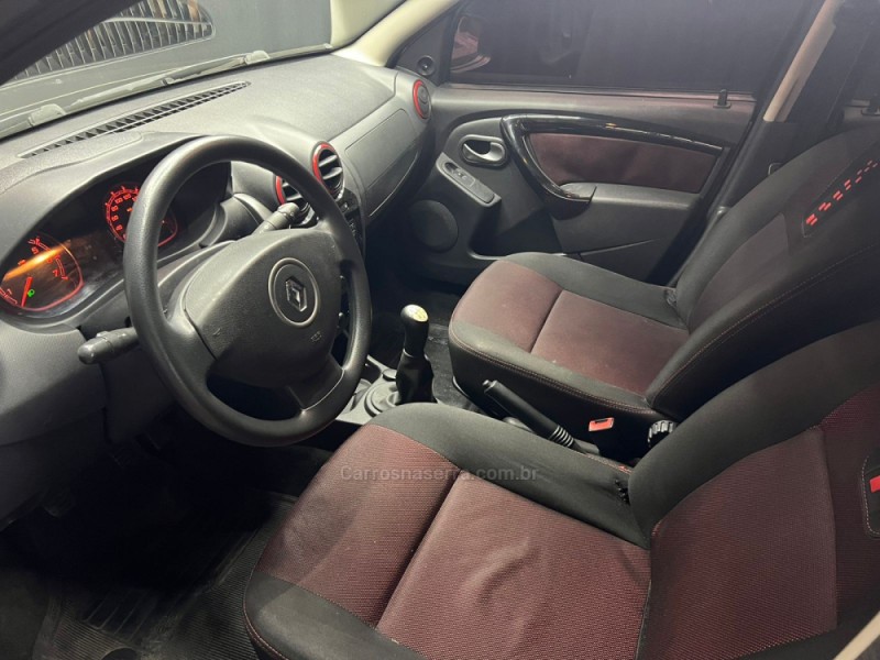 SANDERO 1.6 STEPWAY 8V FLEX 4P MANUAL - 2014 - CAXIAS DO SUL