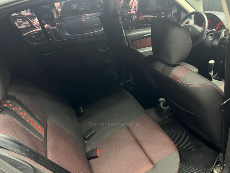 SANDERO 1.6 STEPWAY 8V FLEX 4P MANUAL - 2014 - CAXIAS DO SUL