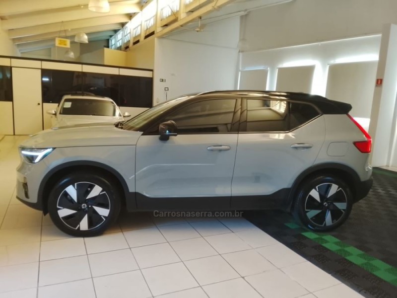 XC 40 P6 RECHARGE ELETRIC PLUS 4P AUTOMÁTICO - 2024 - NOVO HAMBURGO