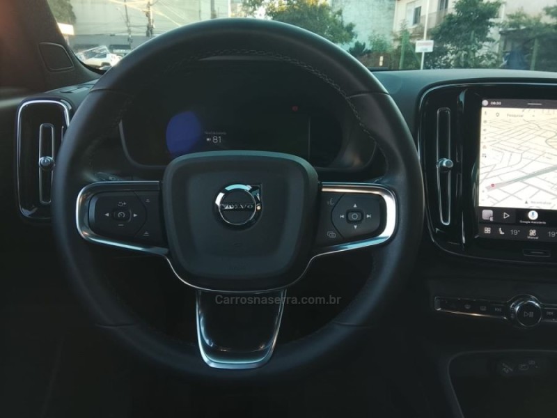 XC 40 P6 RECHARGE ELETRIC PLUS 4P AUTOMÁTICO - 2024 - NOVO HAMBURGO
