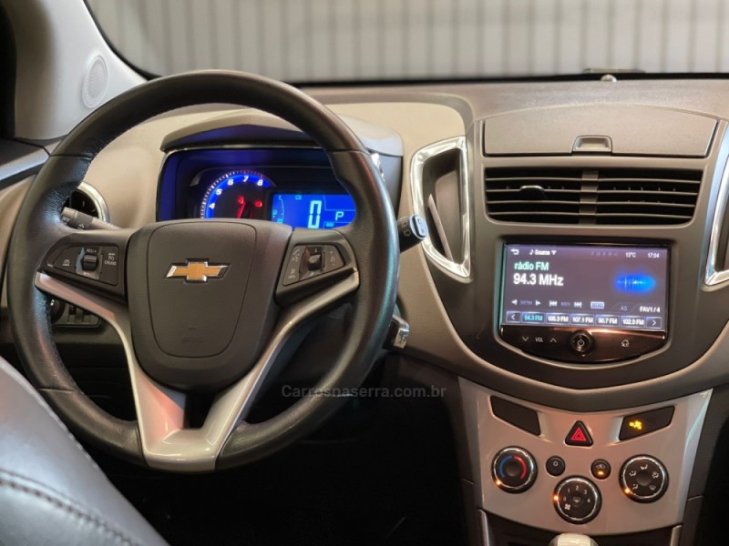 TRACKER 1.8 MPFI LTZ 4X2 16V FLEX 4P AUTOMÁTICO - 2014 - DOIS IRMãOS