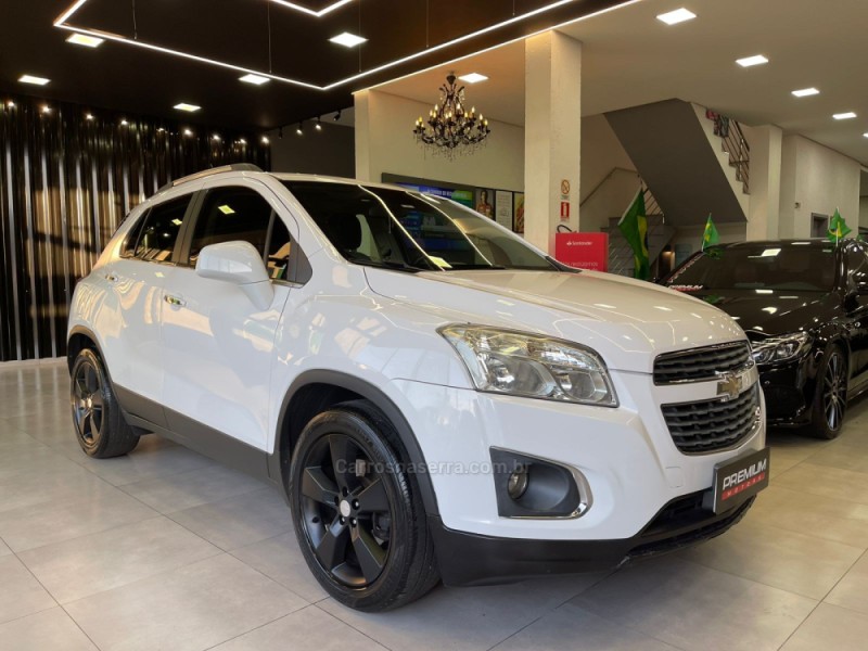 tracker 1.8 mpfi ltz 4x2 16v flex 4p automatico 2014 dois irmaos