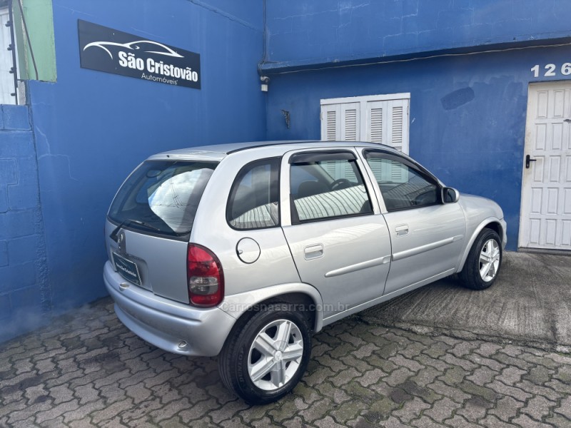 CORSA 1.0 MPFI MILENIUM 8V GASOLINA 4P MANUAL - 2002 - CAXIAS DO SUL