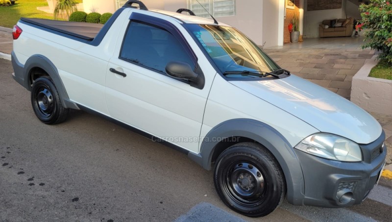 STRADA 1.4 MPI WORKING CS 8V CELEBRATION FLEX 2P MANUAL - 2014 - SãO PEDRO DA SERRA
