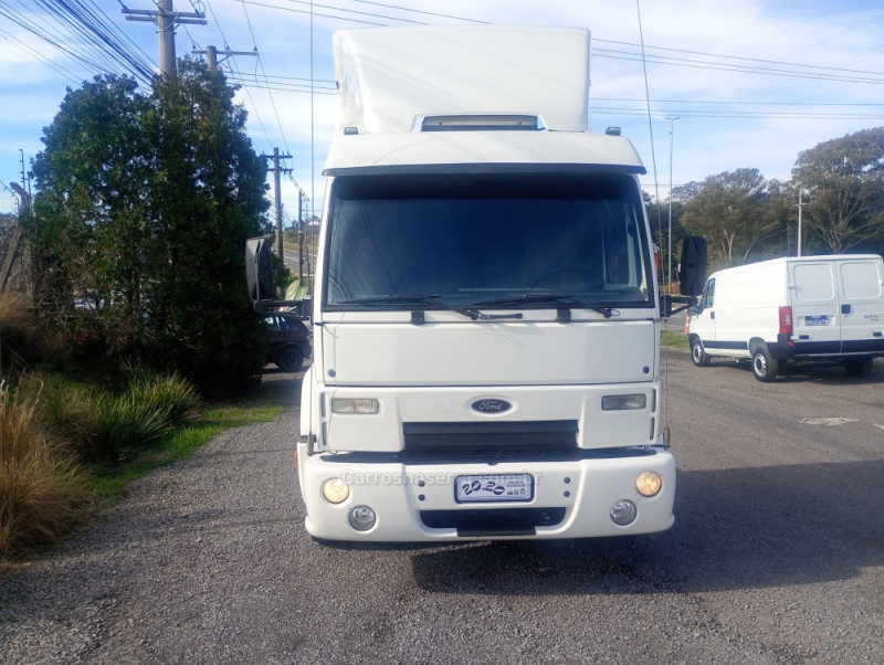 CARGO 2422 TOPLINE  - 2004 - FARROUPILHA
