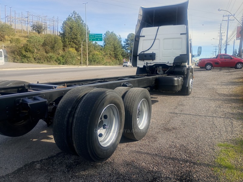 CARGO 2422 TOPLINE  - 2004 - FARROUPILHA