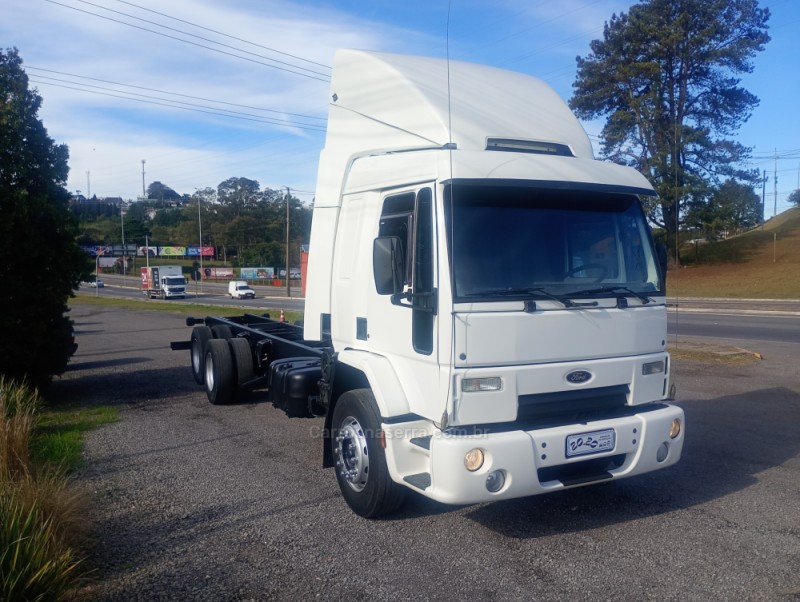 cargo 2422 topline  2004 farroupilha
