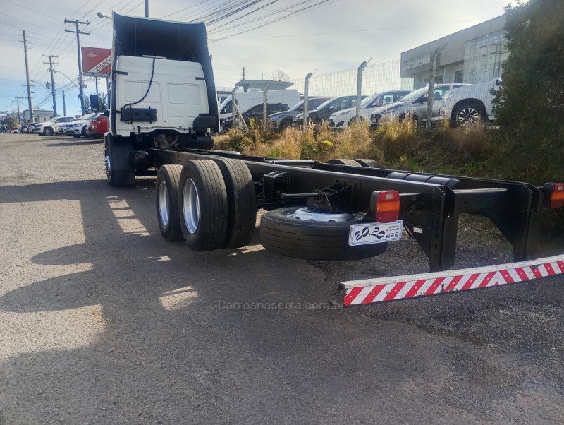 CARGO 2422 TOPLINE  - 2004 - FARROUPILHA