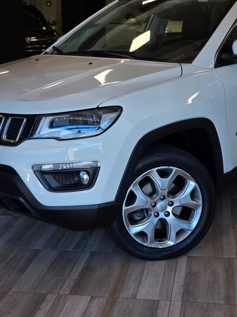 COMPASS 2.0 16V DIESEL LONGITUDE 4X4 AUTOMÁTICO - 2021 - CAXIAS DO SUL
