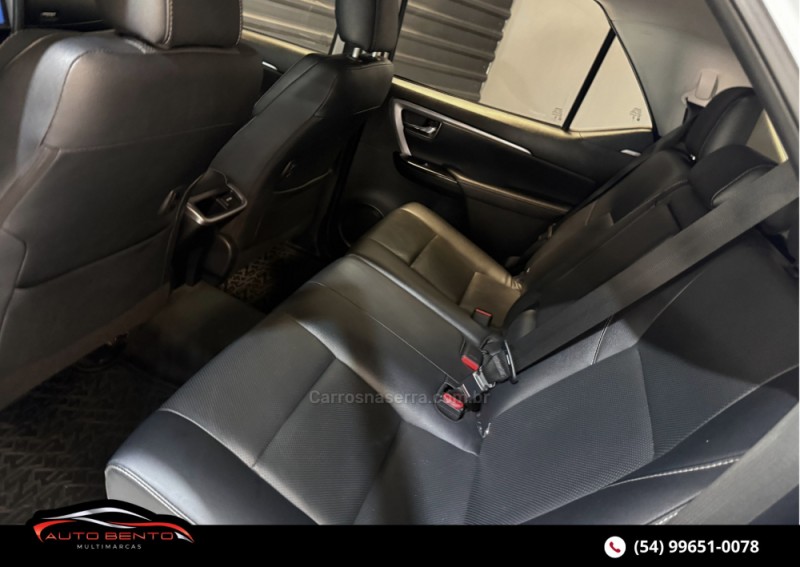 HILUX SW4 2.8 SRX 4X4 16V TURBO INTERCOOLER DIESEL 4P AUTOMÁTICO - 2024 - BENTO GONçALVES