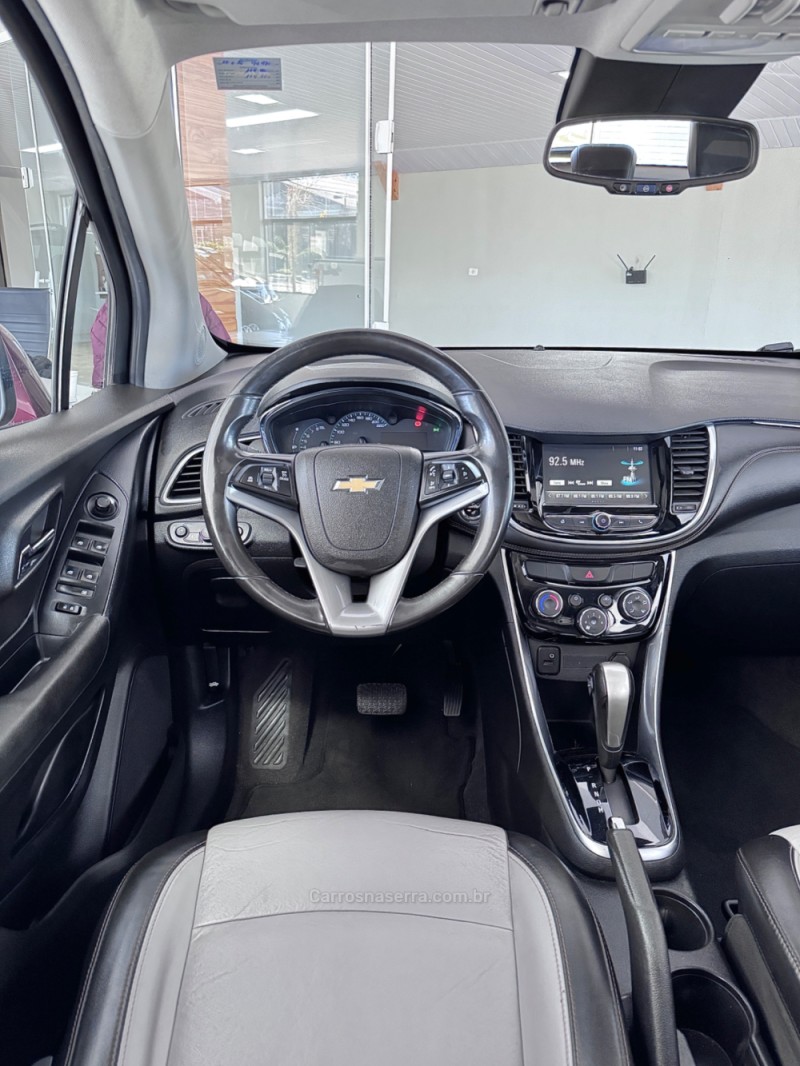 TRACKER 1.4 16V TURBO FLEX LTZ AUTOMÁTICO - 2017 - VILA FLORES