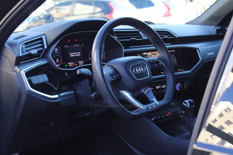 Q3 2.0 TFSI PERFORMANCE BLACK QUATTRO GASOLINA 4P AUTOMÁTICO - 2023 - CAXIAS DO SUL