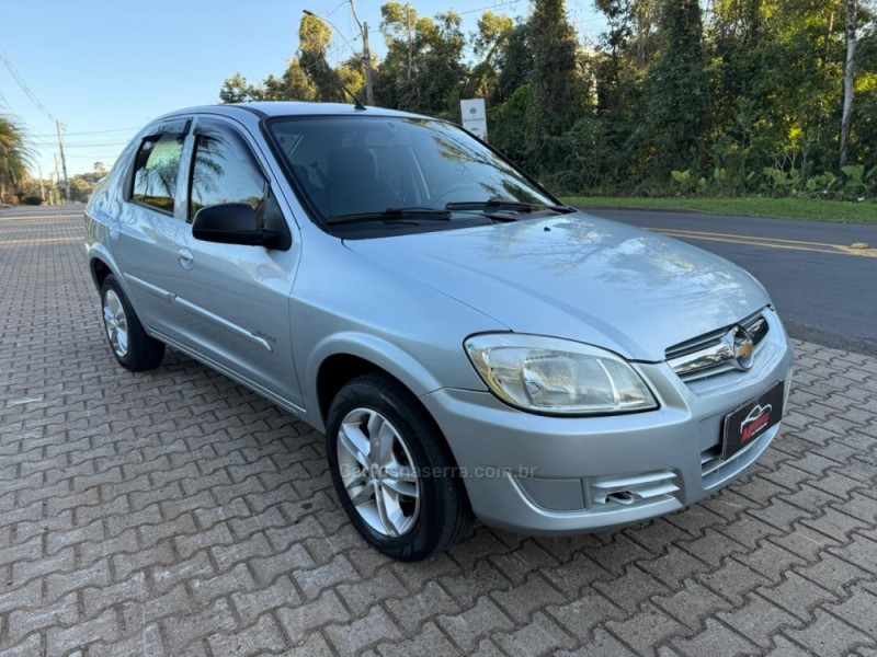 PRISMA 1.4 MPFI LT 8V FLEX 4P MANUAL - 2011 - IVOTI