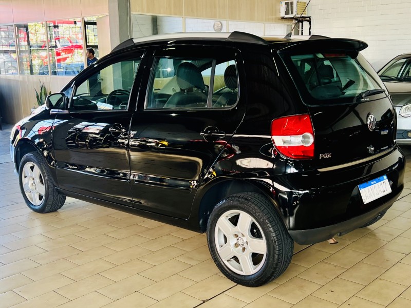 FOX 1.0 MI PLUS 8V GASOLINA 4P MANUAL - 2008 - CAXIAS DO SUL