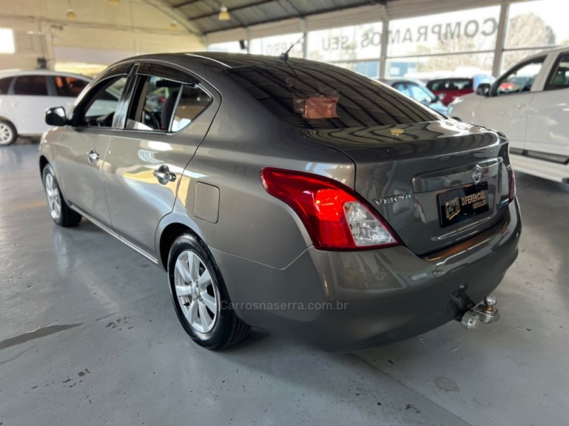 VERSA 1.6 16V FLEX SL 4P MANUAL - 2013 - CAXIAS DO SUL
