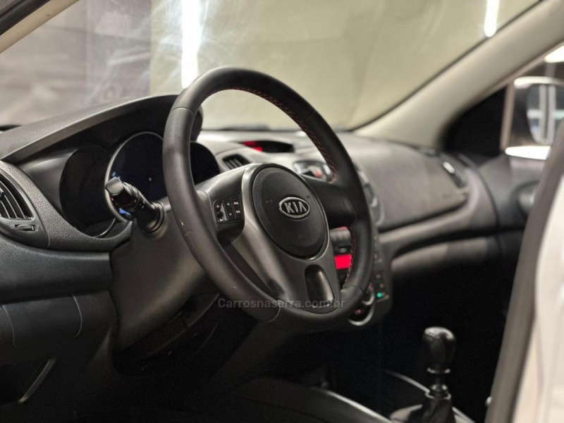 CERATO 1.6 EX SEDAN 16V GASOLINA 4P MANUAL - 2011 - CAXIAS DO SUL