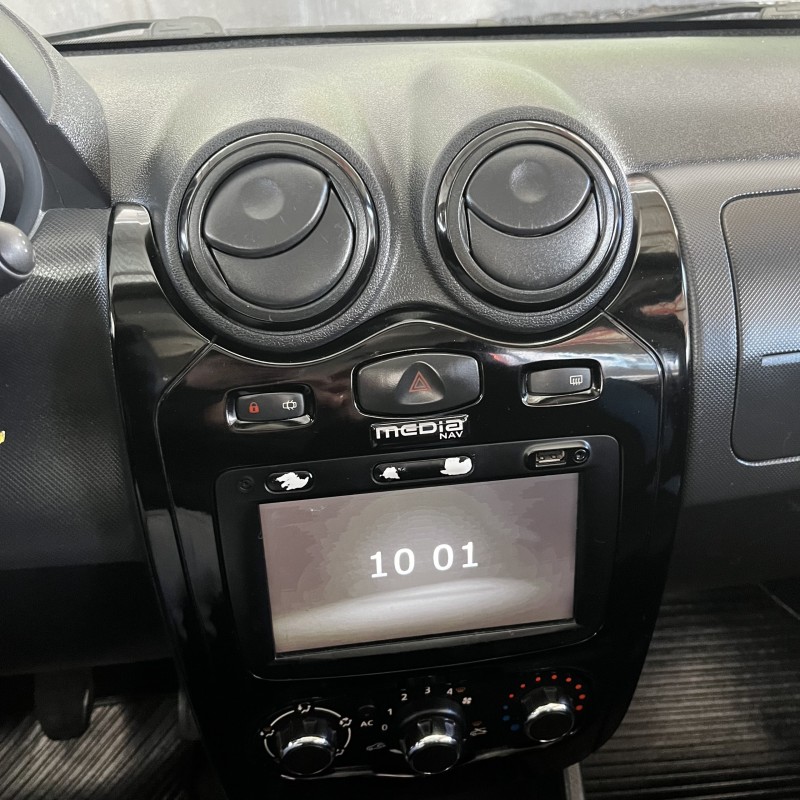 SANDERO 1.6 EXPRESSION 16V FLEX 4P MANUAL - 2014 - CAXIAS DO SUL