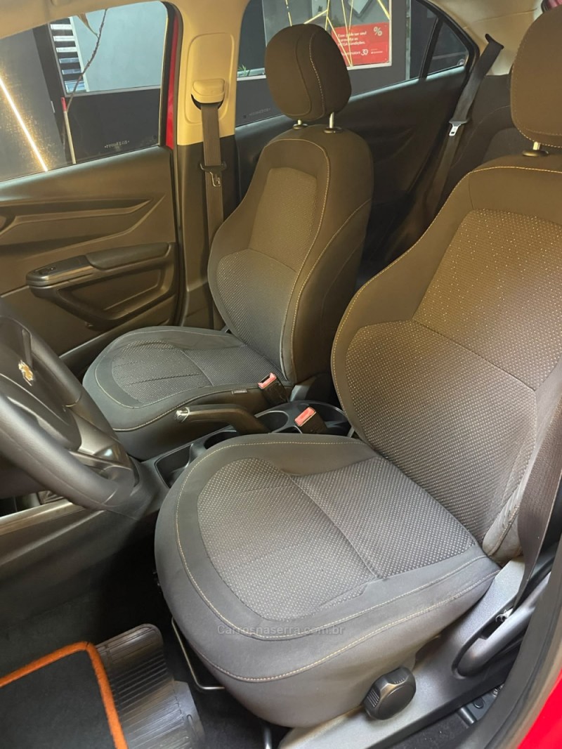 ONIX 1.0 LT 12V FLEX 4P MANUAL - 2014 - NOVO HAMBURGO