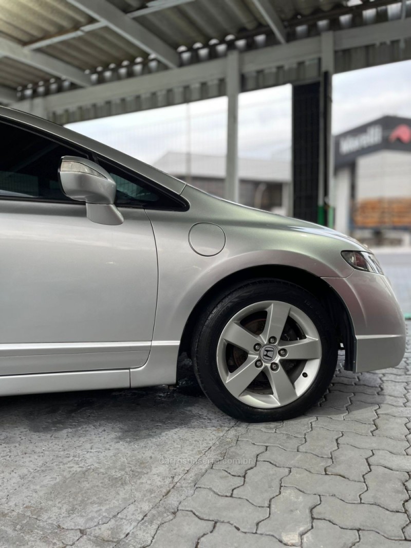 CIVIC 1.8 LXS 16V GASOLINA 4P AUTOMÁTICO - 2007 - CAXIAS DO SUL