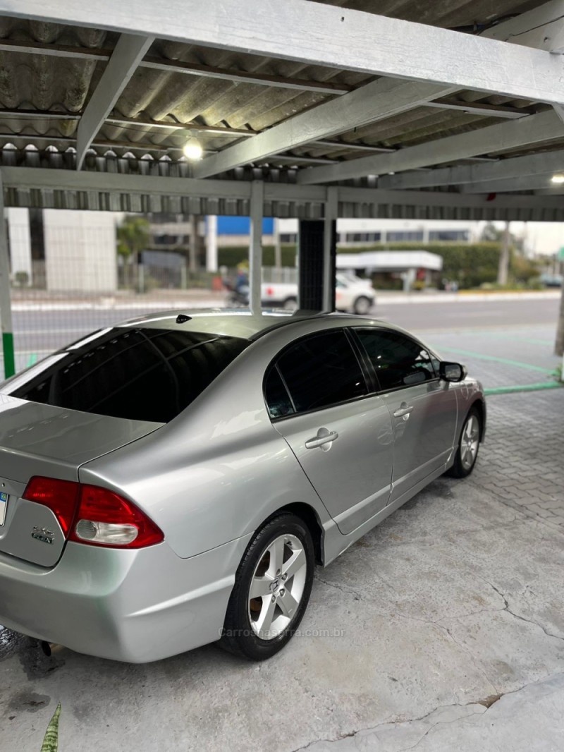 CIVIC 1.8 LXS 16V GASOLINA 4P AUTOMÁTICO - 2007 - CAXIAS DO SUL