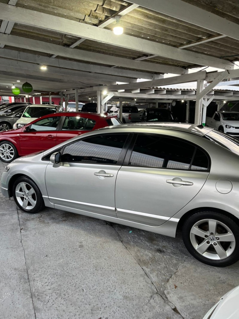 CIVIC 1.8 LXS 16V GASOLINA 4P AUTOMÁTICO - 2007 - CAXIAS DO SUL