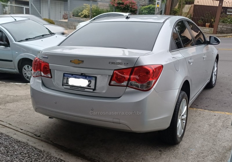 CRUZE 1.8 LT 16V FLEX 4P AUTOMÁTICO - 2015 - FARROUPILHA