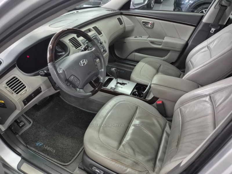 AZERA 3.3 MPFI GLS SEDAN V6 24V GASOLINA 4P AUTOMÁTICO - 2009 - GARIBALDI