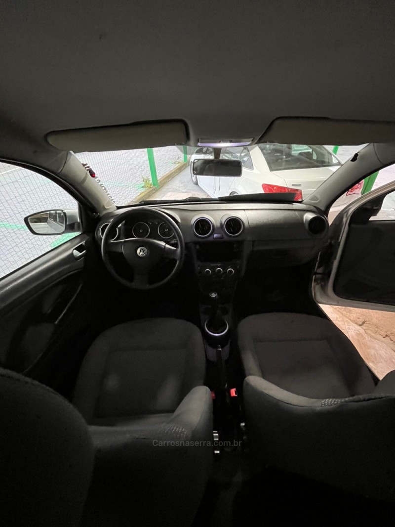 VOYAGE 1.6 MI TREND 8V FLEX 4P MANUAL - 2011 - CAXIAS DO SUL