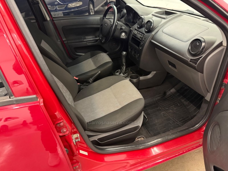 FIESTA 1.0 MPI 8V GASOLINA 4P MANUAL - 2011 - CAXIAS DO SUL