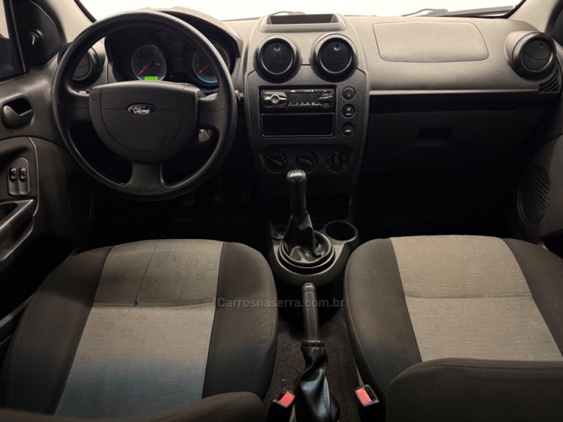 FIESTA 1.0 MPI 8V GASOLINA 4P MANUAL - 2011 - CAXIAS DO SUL