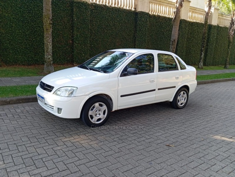 corsa 1.0 mpfi sedan 8v gasolina 4p manual 2004 caxias do sul