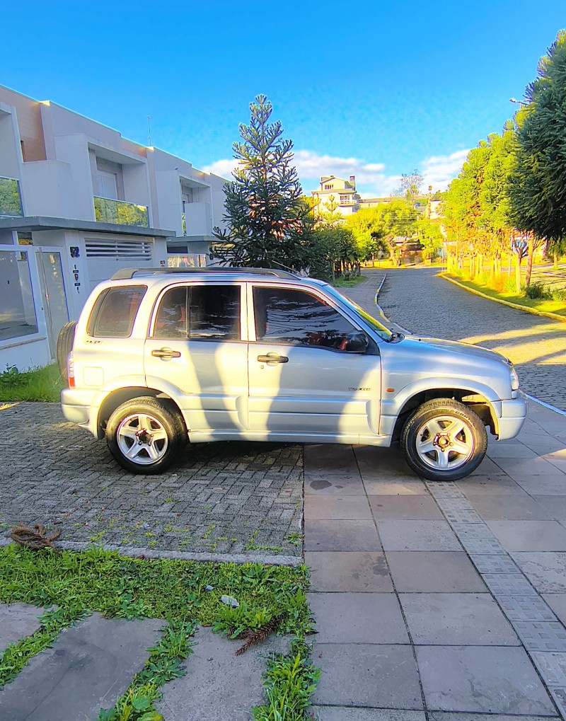 TRACKER 2.0 4X4 16V GASOLINA 4P MANUAL - 2008 - FARROUPILHA