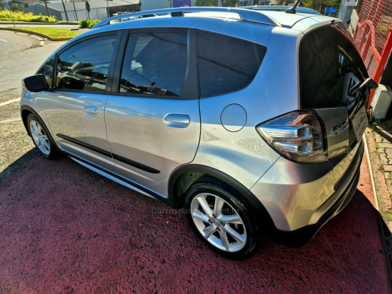 FIT 1.5 TWIST 16V FLEX 4P MANUAL - 2013 - FARROUPILHA