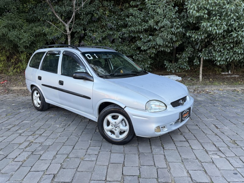 CORSA 1.6 MPFI SUPER WAGON 8V GASOLINA 4P MANUAL - 2001 - CAXIAS DO SUL