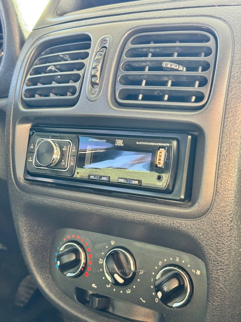 CLIO 1.0 EXPRESSION 16V FLEX 4P MANUAL - 2014 - CAXIAS DO SUL