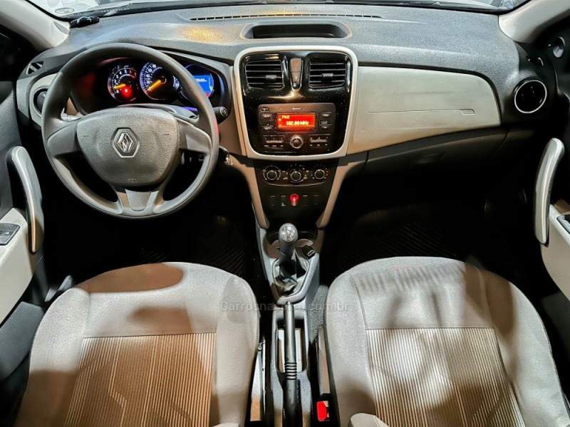 LOGAN 1.6 EXPRESSION 16V FLEX 4P MANUAL - 2019 - TRêS COROAS