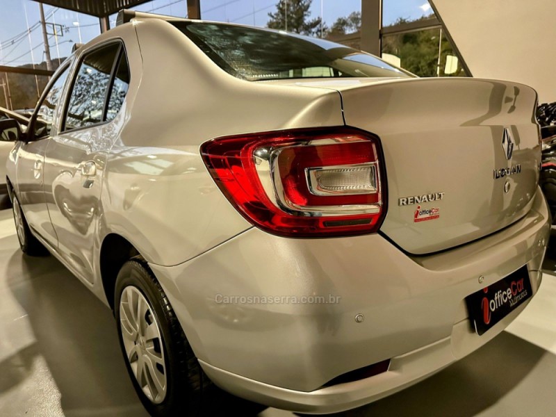 LOGAN 1.6 EXPRESSION 16V FLEX 4P MANUAL - 2019 - TRêS COROAS